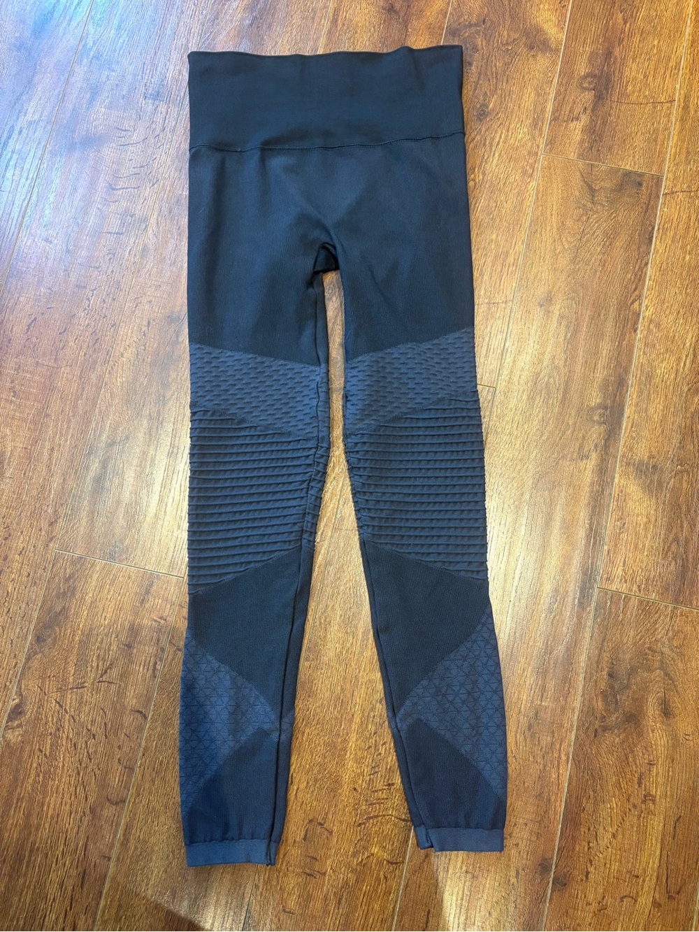 SPANX Black Textured High-Rise Leggings
